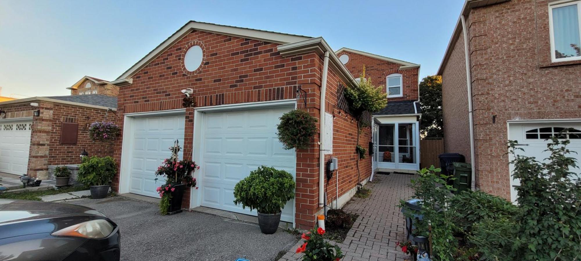 Mainfloor Spacious Room In Toronto Exterior photo